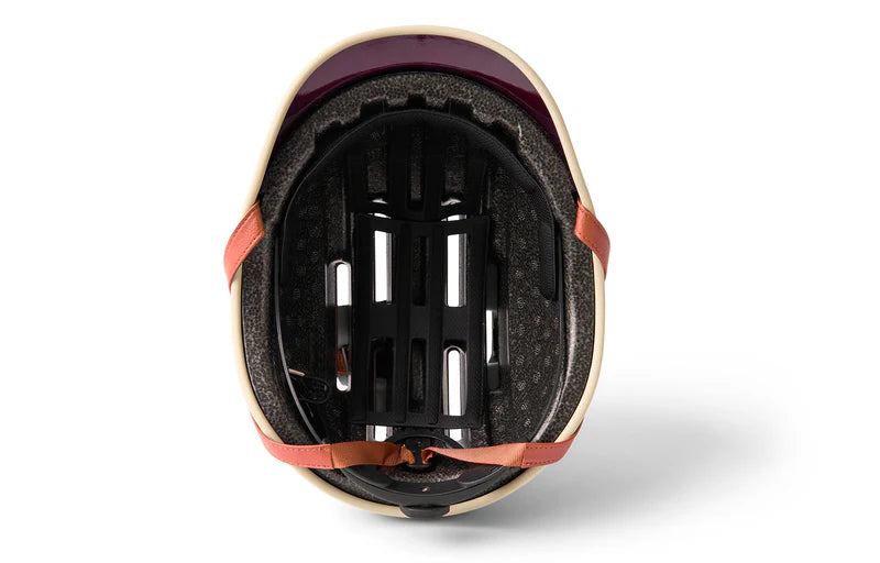 Thousand Heritage 2.0 Helm Chic - a - Cherry Cola