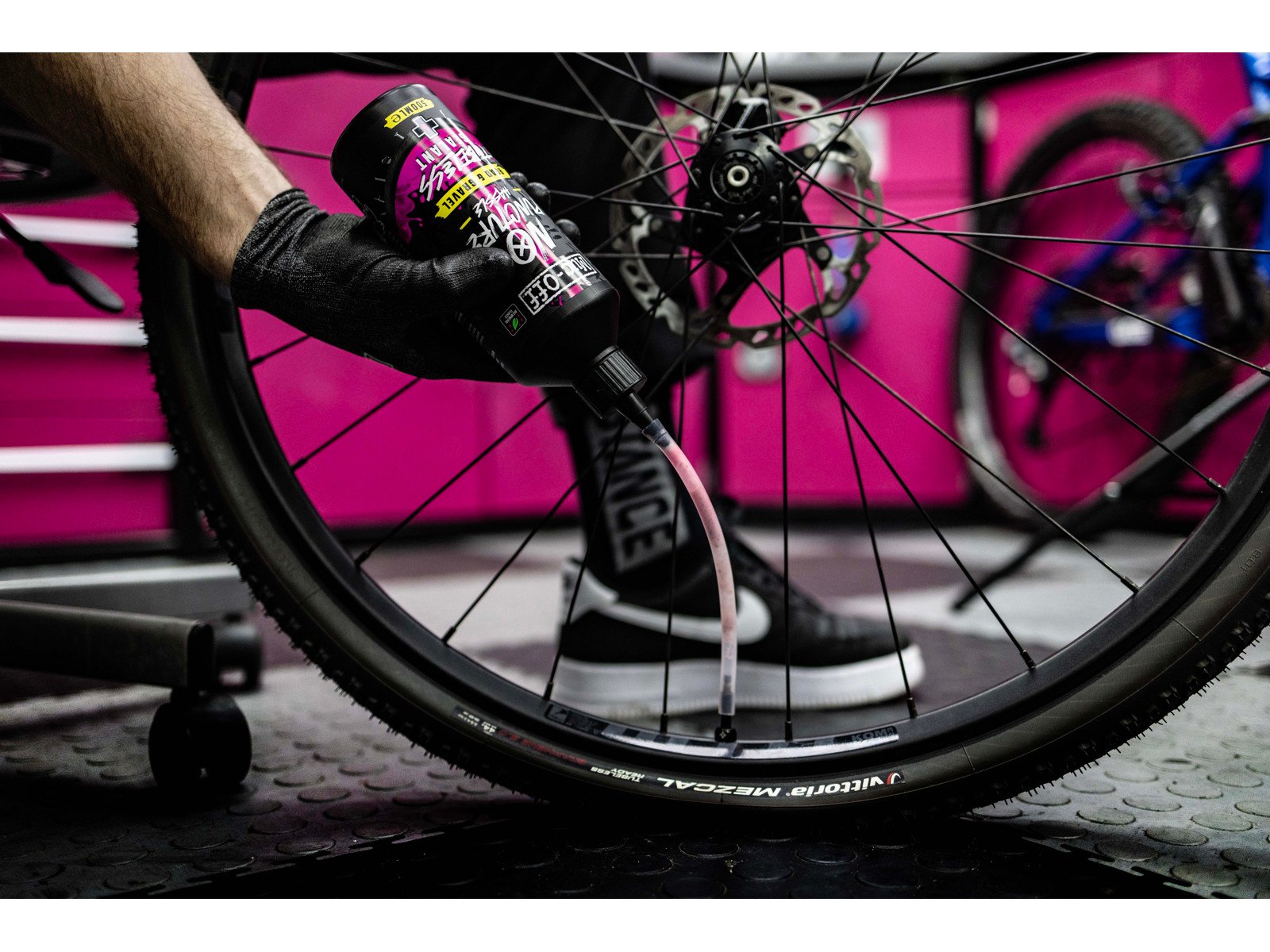 Muc-Off Road & Gravel Tubeless Dichtmittel, 500ml