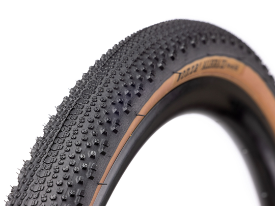 ONZA Allegra X3 Tanwall 700x50C 610g Gravel Faltreifen