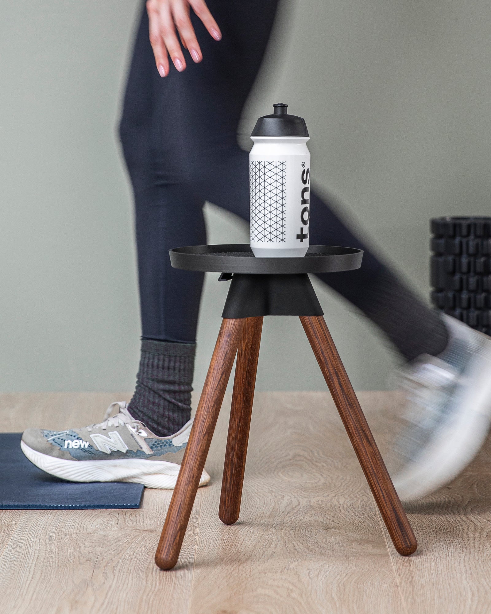 Tons Core Stand — Telefon
