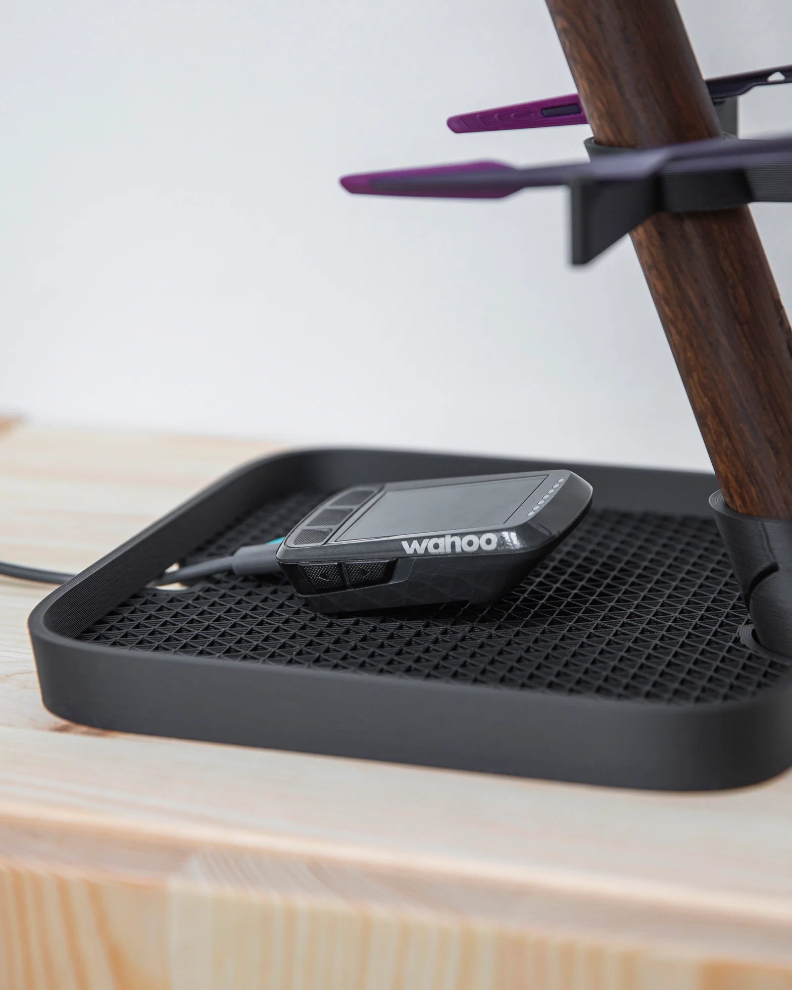 Tons Desk Organizer für 3 Brillen + Ladeschale