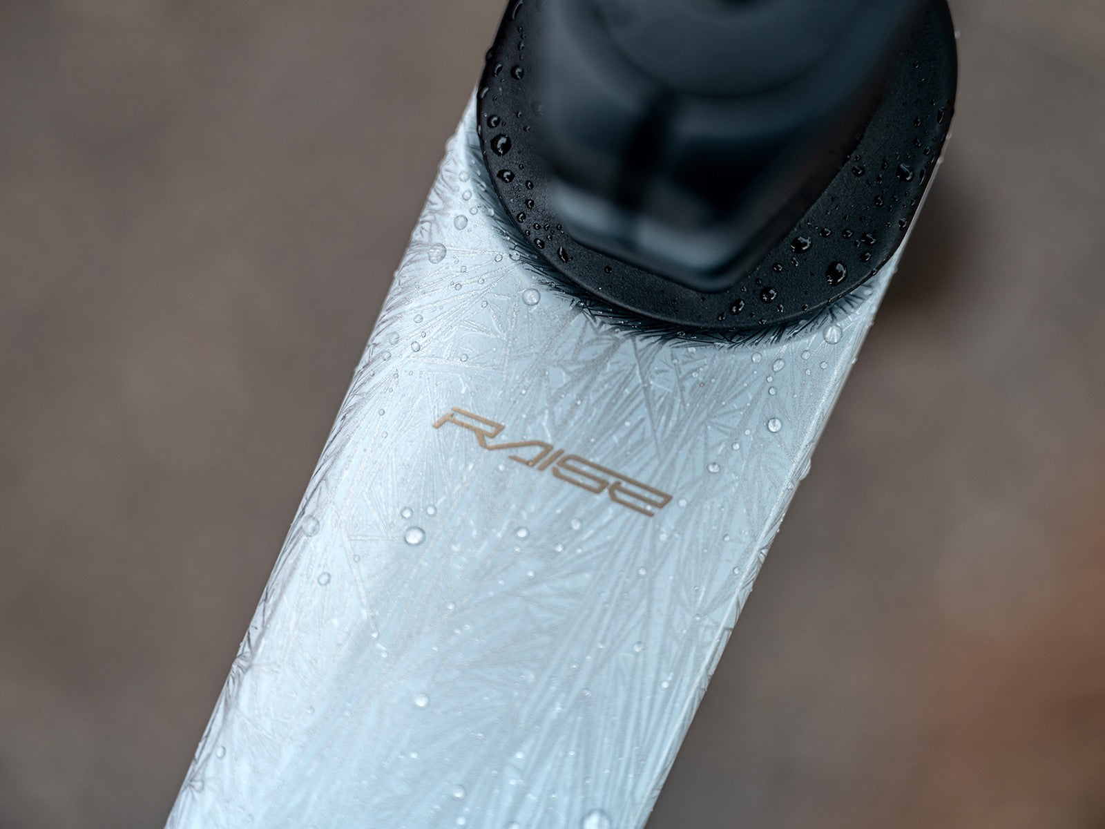 Megamo Raise 05 CW 2025 White Ice L