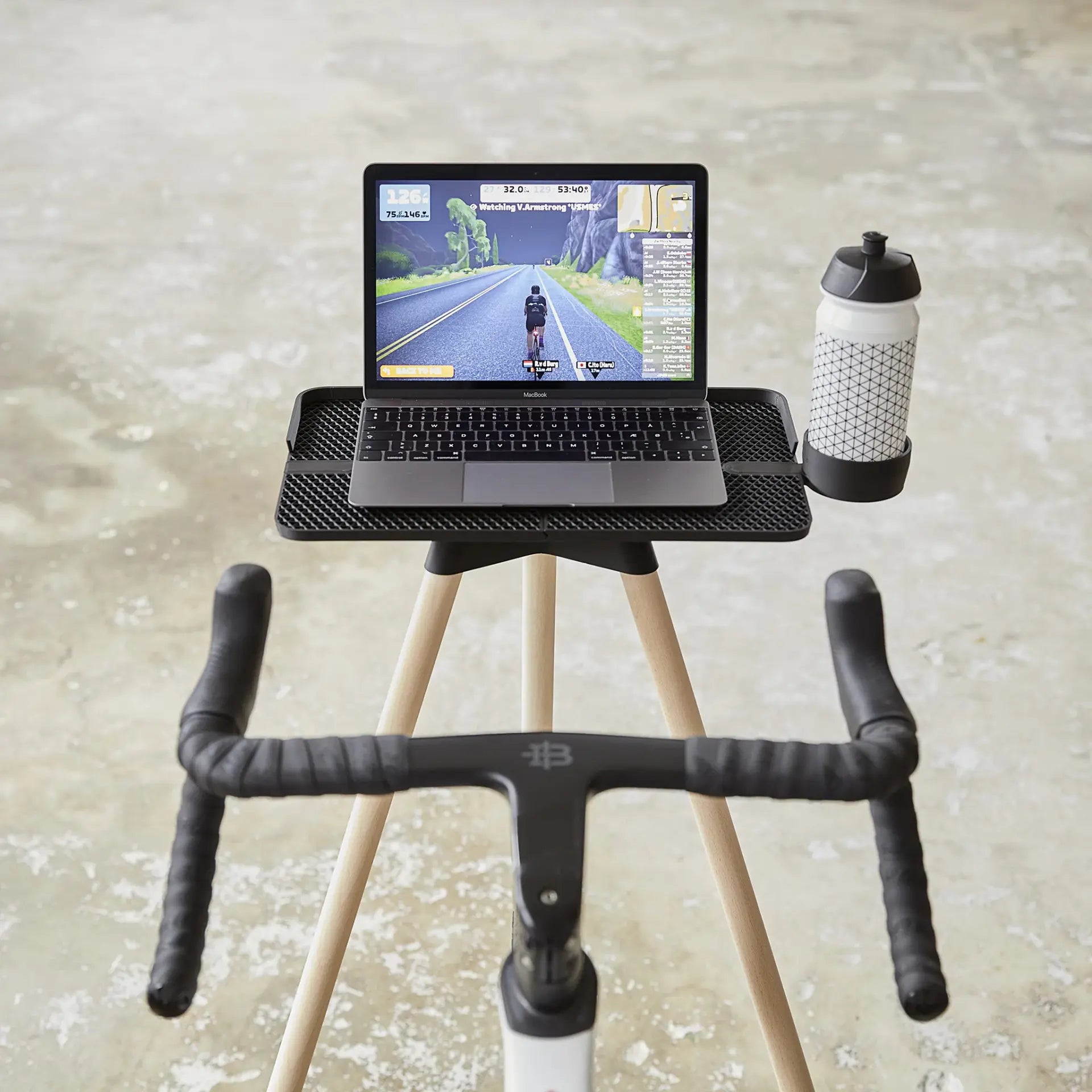 Tons Studio Laptop Race Table Wildeiche